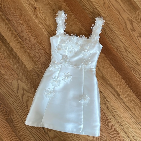 ELLIATT Elder Dress S - Picture 2 of 11